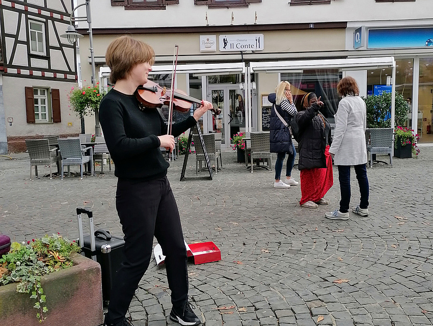 Musikalische Einlage - Geigerin Orlova