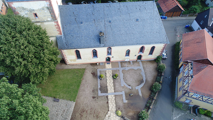 Der steinerne Umriss.