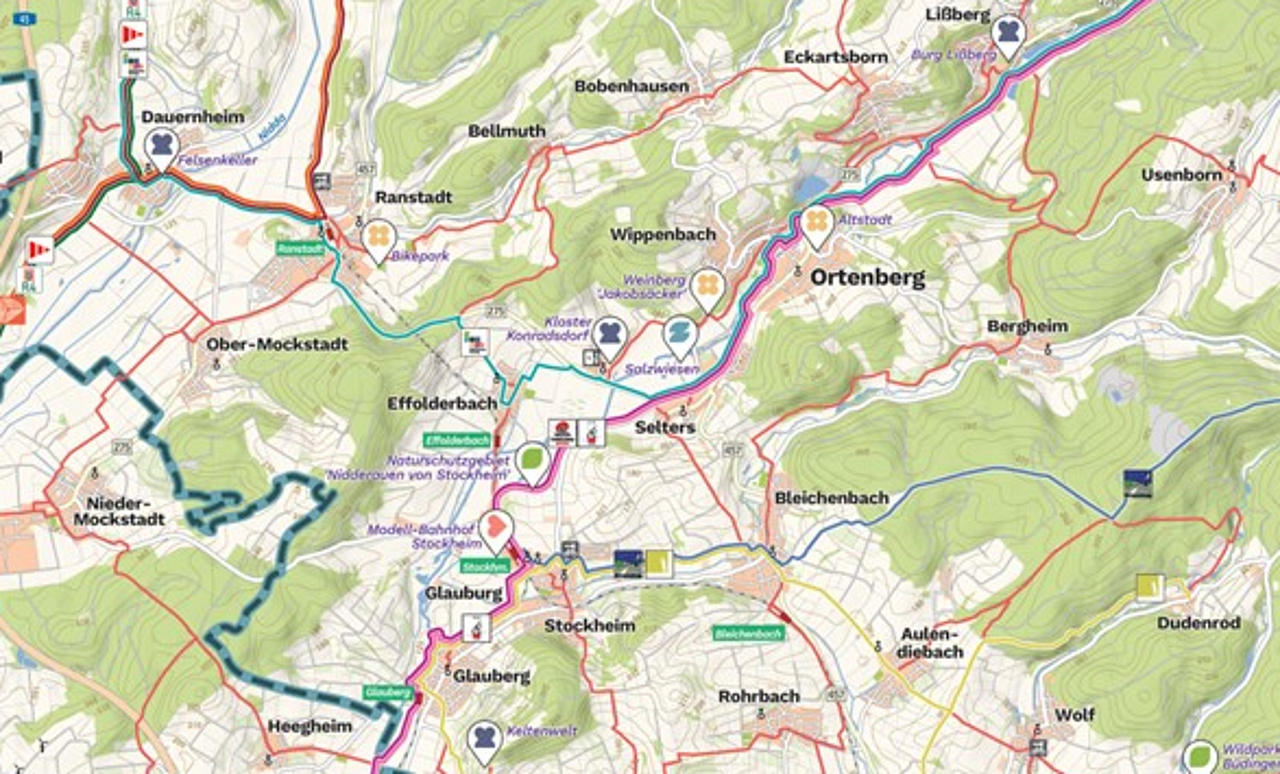 Land/Straßenkarte mit eingezeichneten Radwegen und Zusatzinformationen