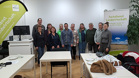 Die Teilnehmer der Abschlussveranstaltung "Bauernhof als Klassenzimmer" 2024