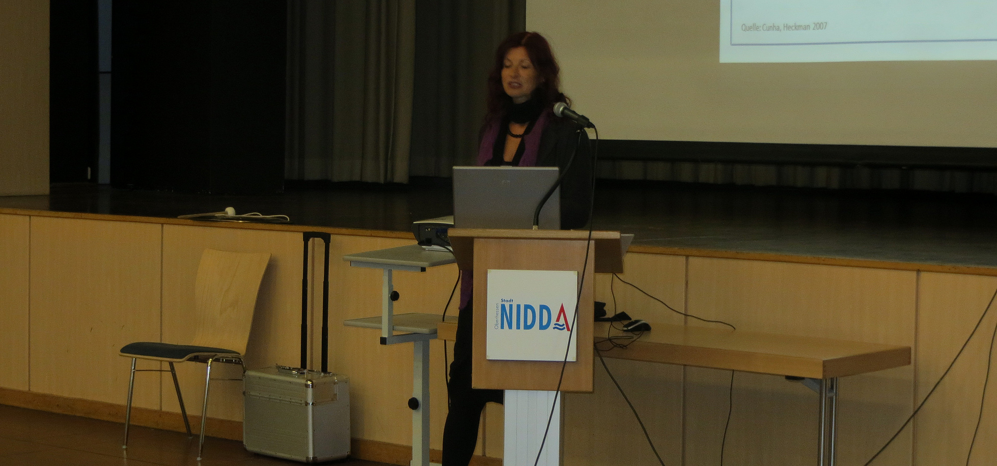 Rednerin Prof. Dr. Uta Meier-Gräwe am Rednerpult