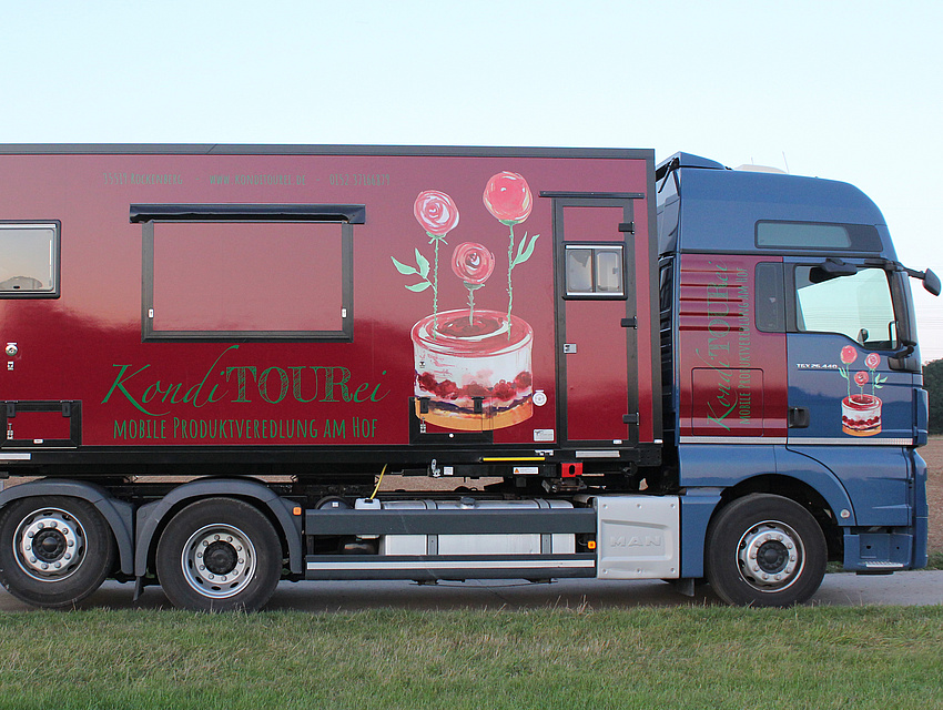 LKW als fahrende Konditorei