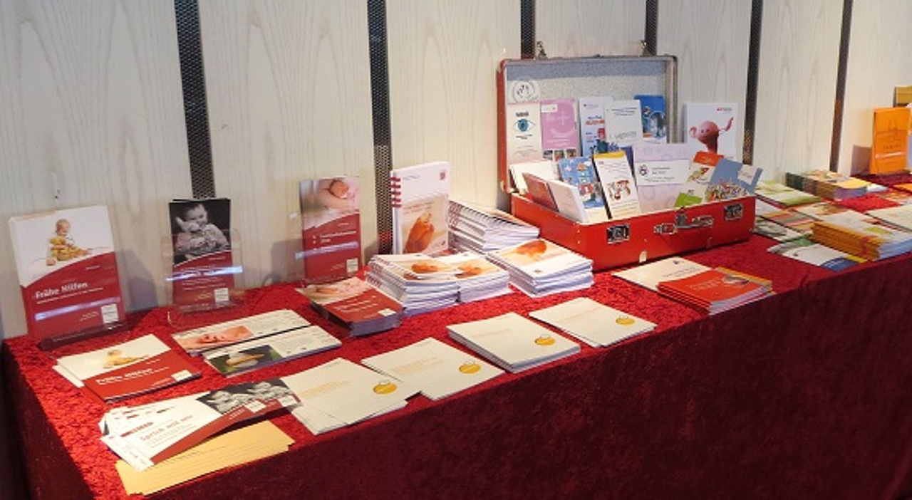 Darstellung des Inhalts des roten Koffers