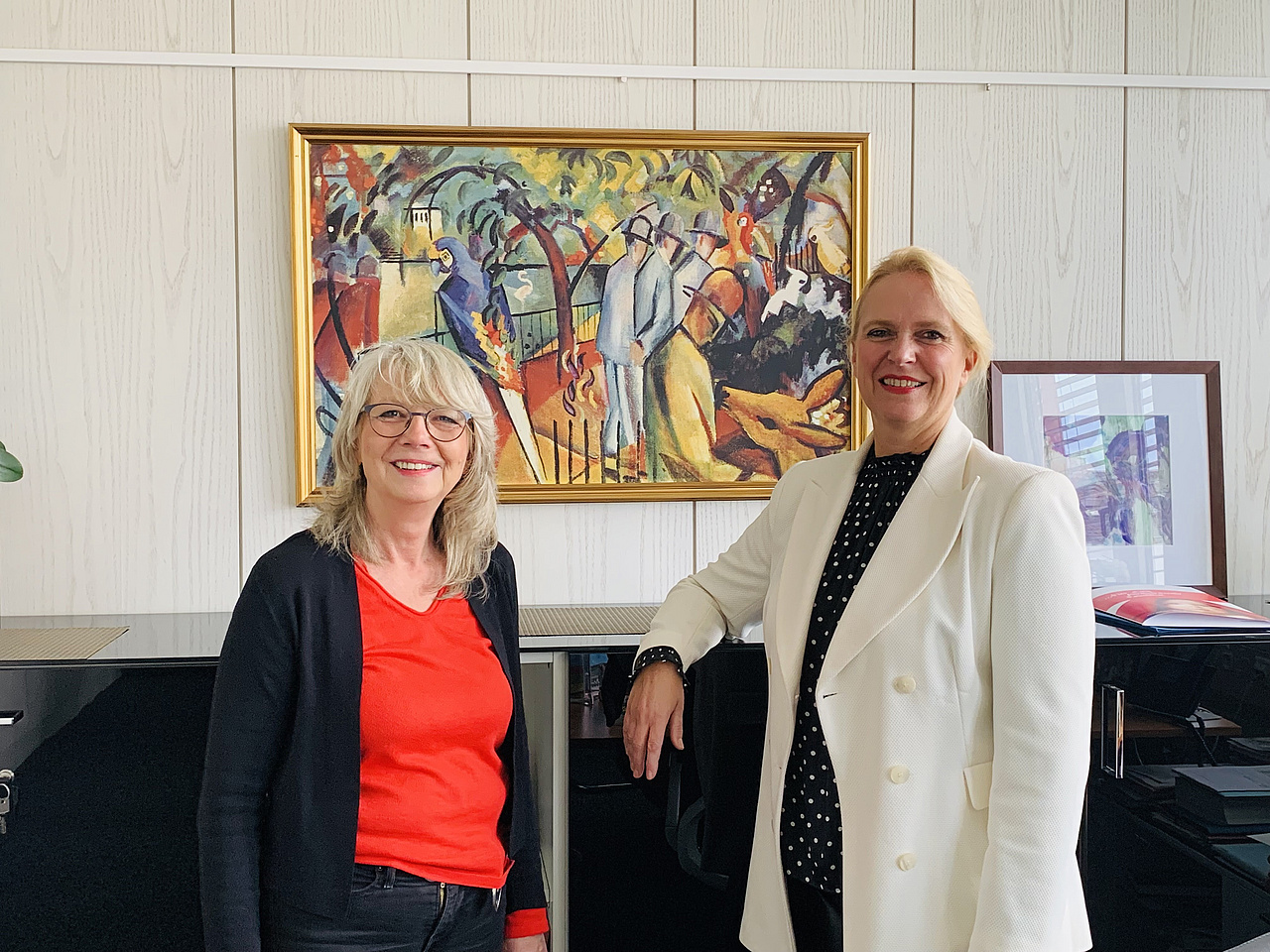 Netzwerk-Koordinatorin Romy Nickel und Erste Kreisbeigeordnete Stephanie Becker-Bösch