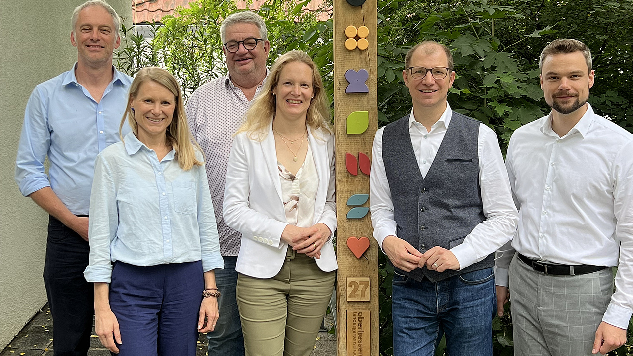 Gruppe mit mehreren Personen