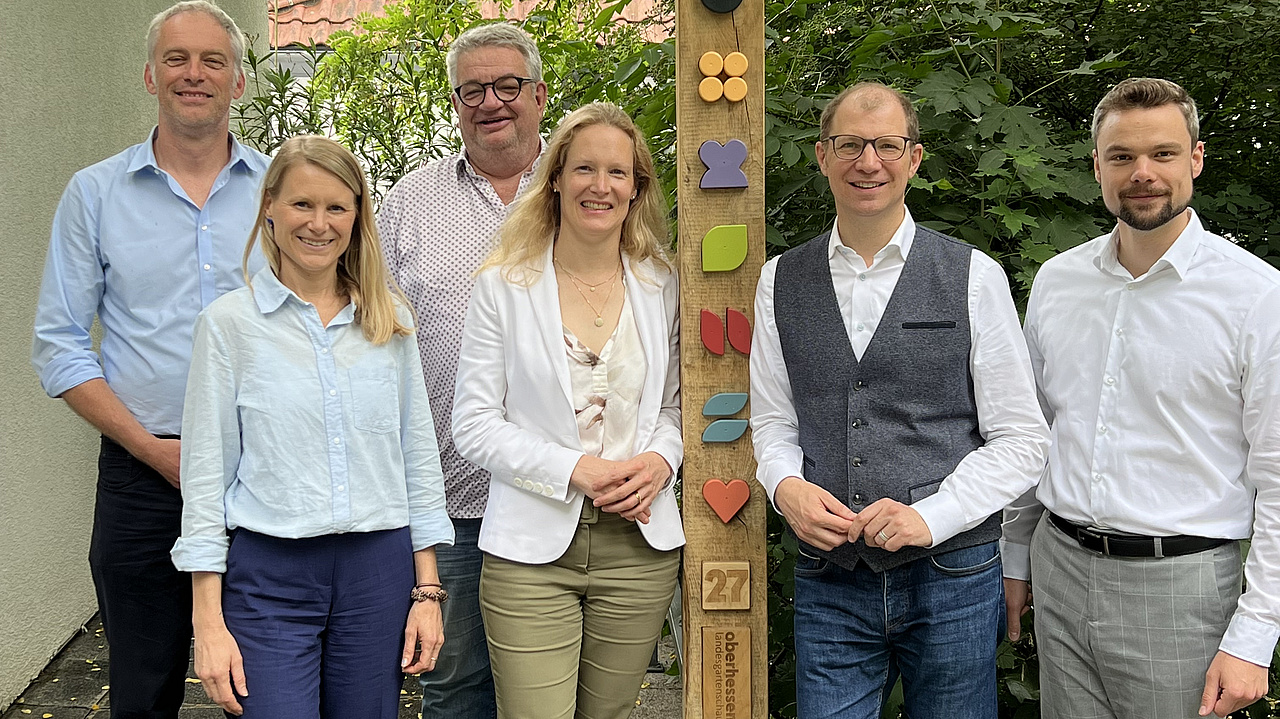 Gruppe mit mehreren Personen