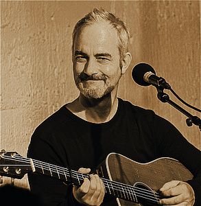 Porträt mit Gitarre